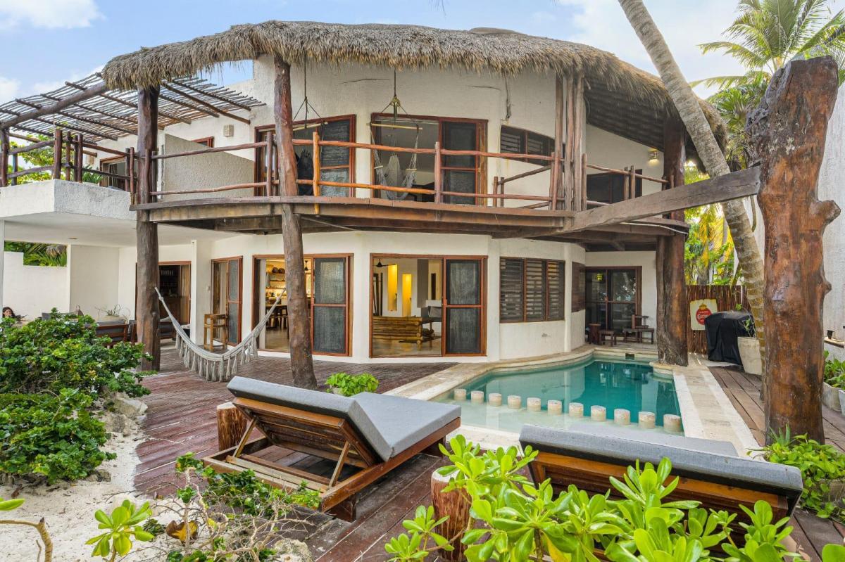 Foto 17 de Luxury Beachfront Residence  Tulum